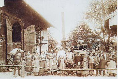Dampfdreschen um 1900